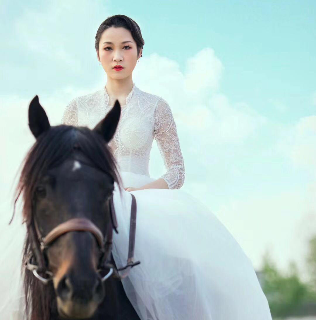 【八月潮婚节超低4折套餐】主纱+礼服+秀禾服