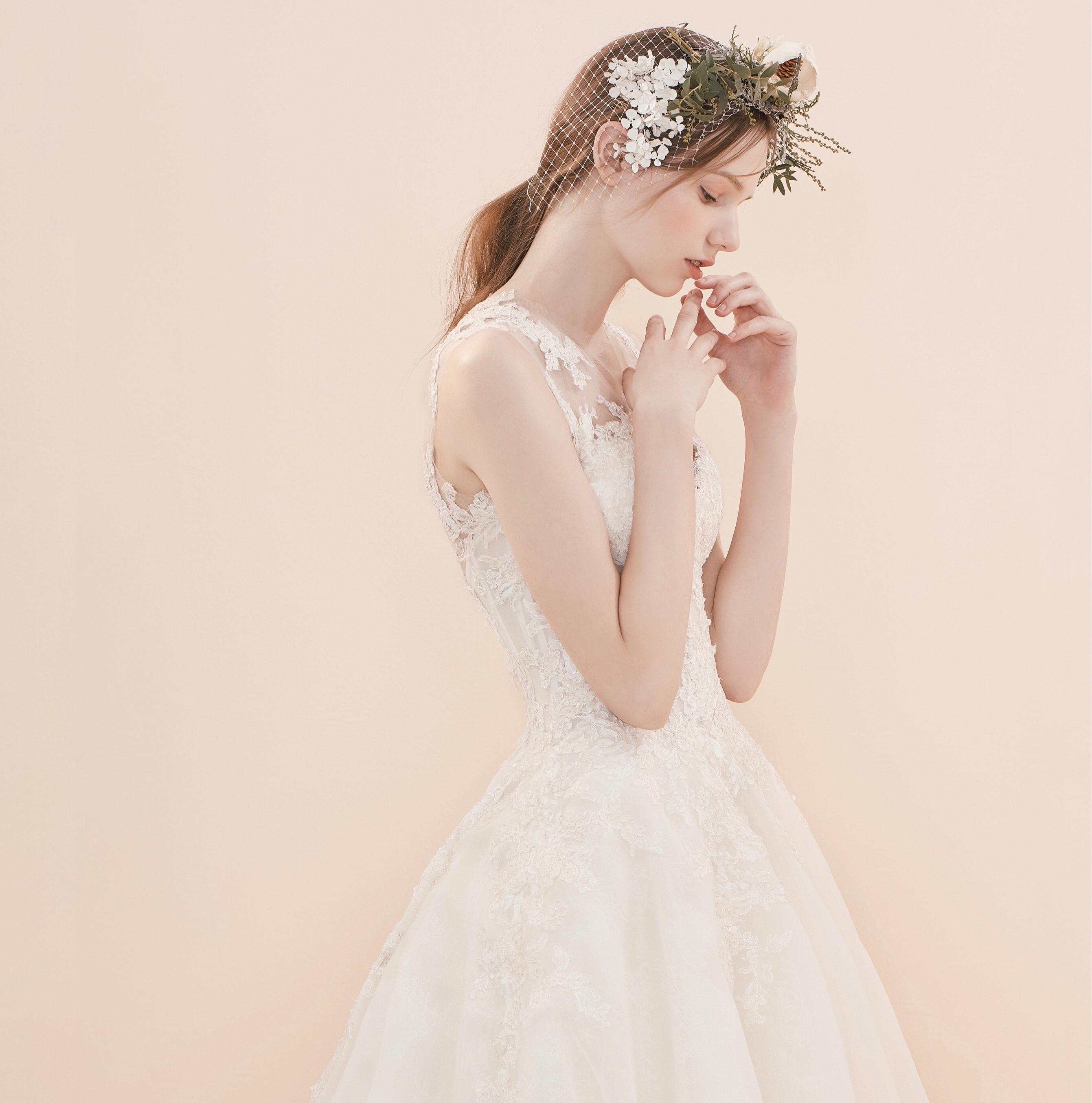 【独角兽高级婚纱定制】经典时尚婚纱系列