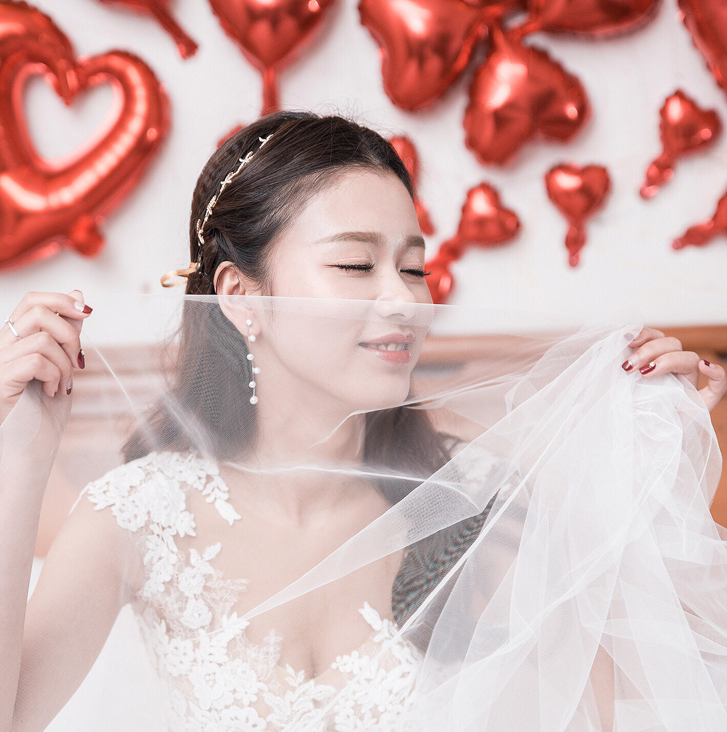 高定系列定制婚纱（含跟妆）