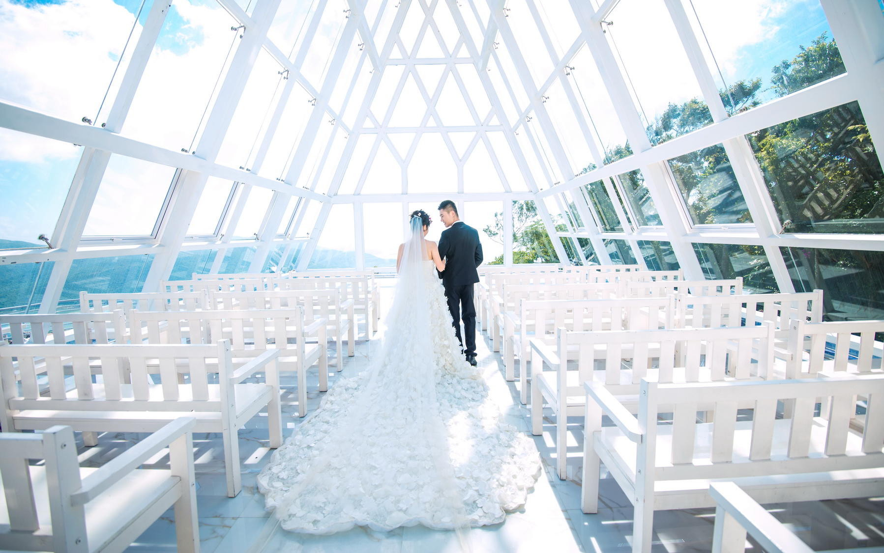 三亞羽諾印象五A級(jí)景區(qū)拍攝+4天3晚星級(jí)蜜月酒店