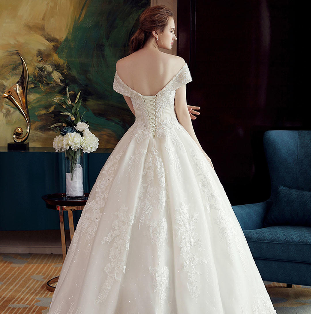 B&L婚纱礼服一字肩公主梦幻重工齐地婚纱