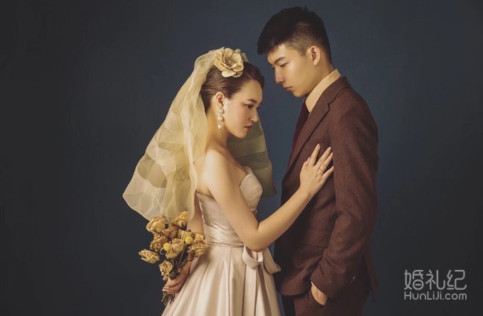 婚纱照不旅拍也很美！