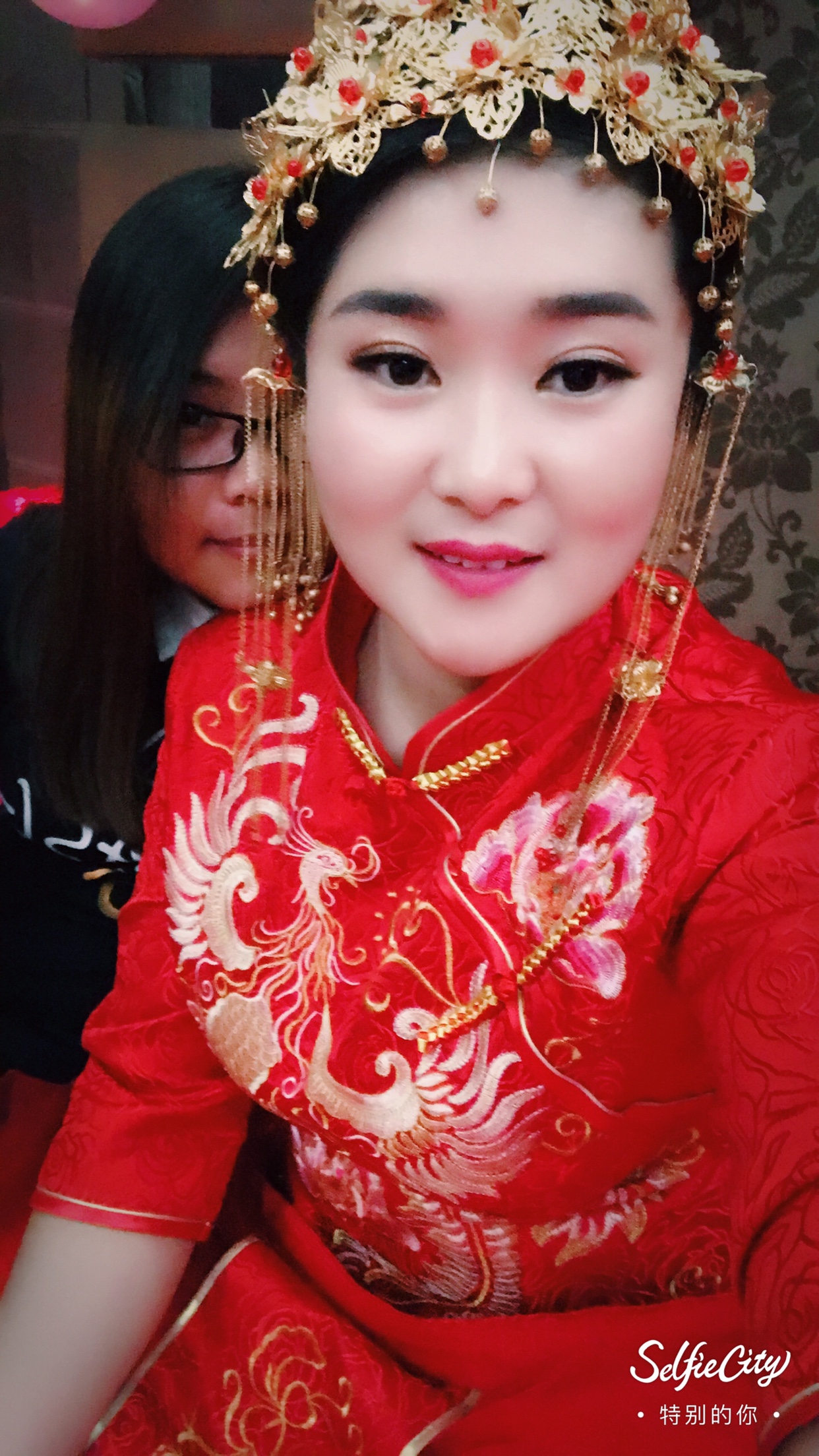 传递幸福！！！转让婚纱 敬酒 秀禾服