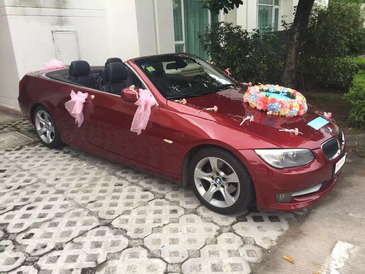 【宝马】330敞篷/1辆 + 【奥迪】A6L新款/3辆