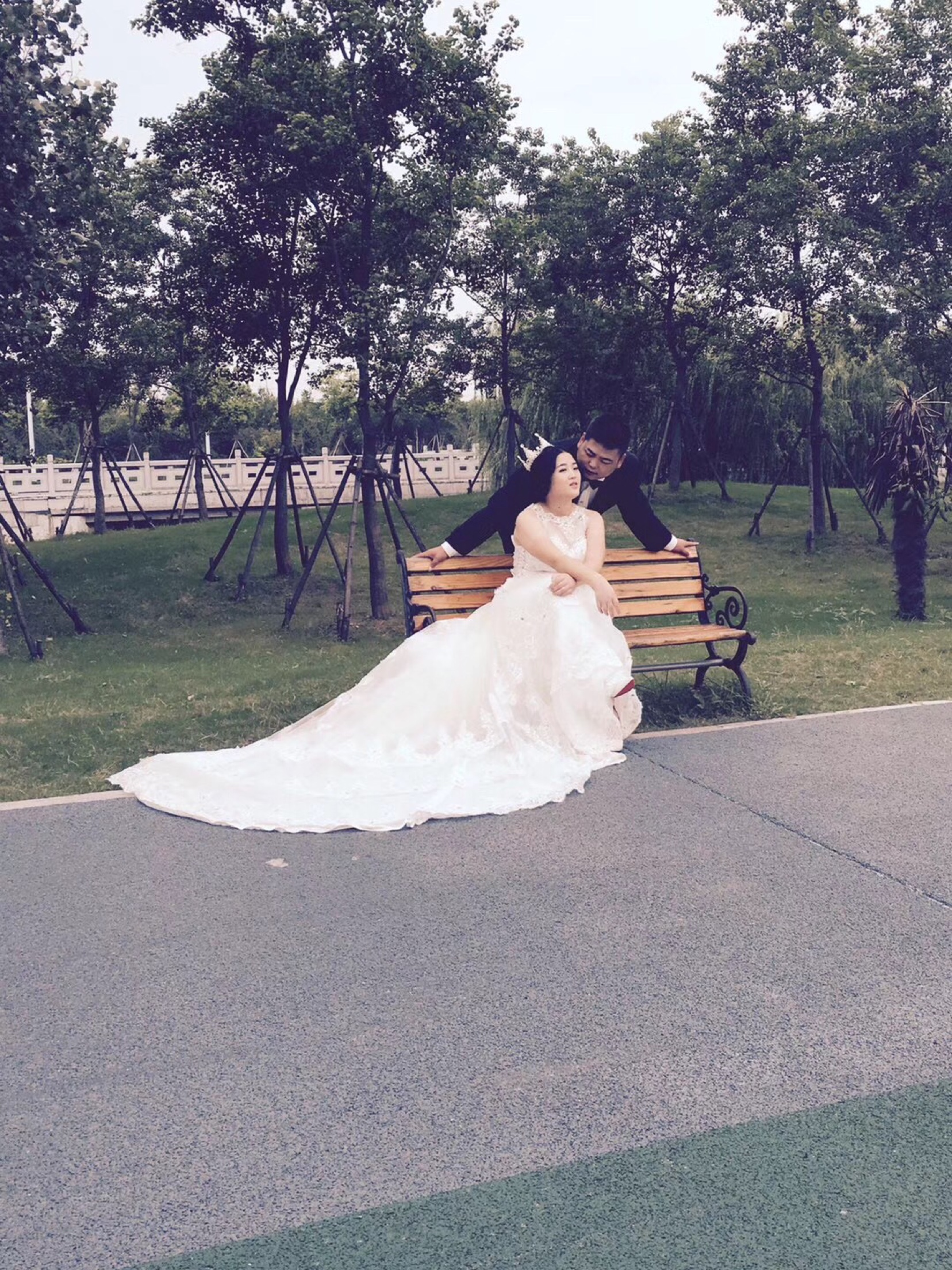 婷婷时尚婚纱彩妆馆