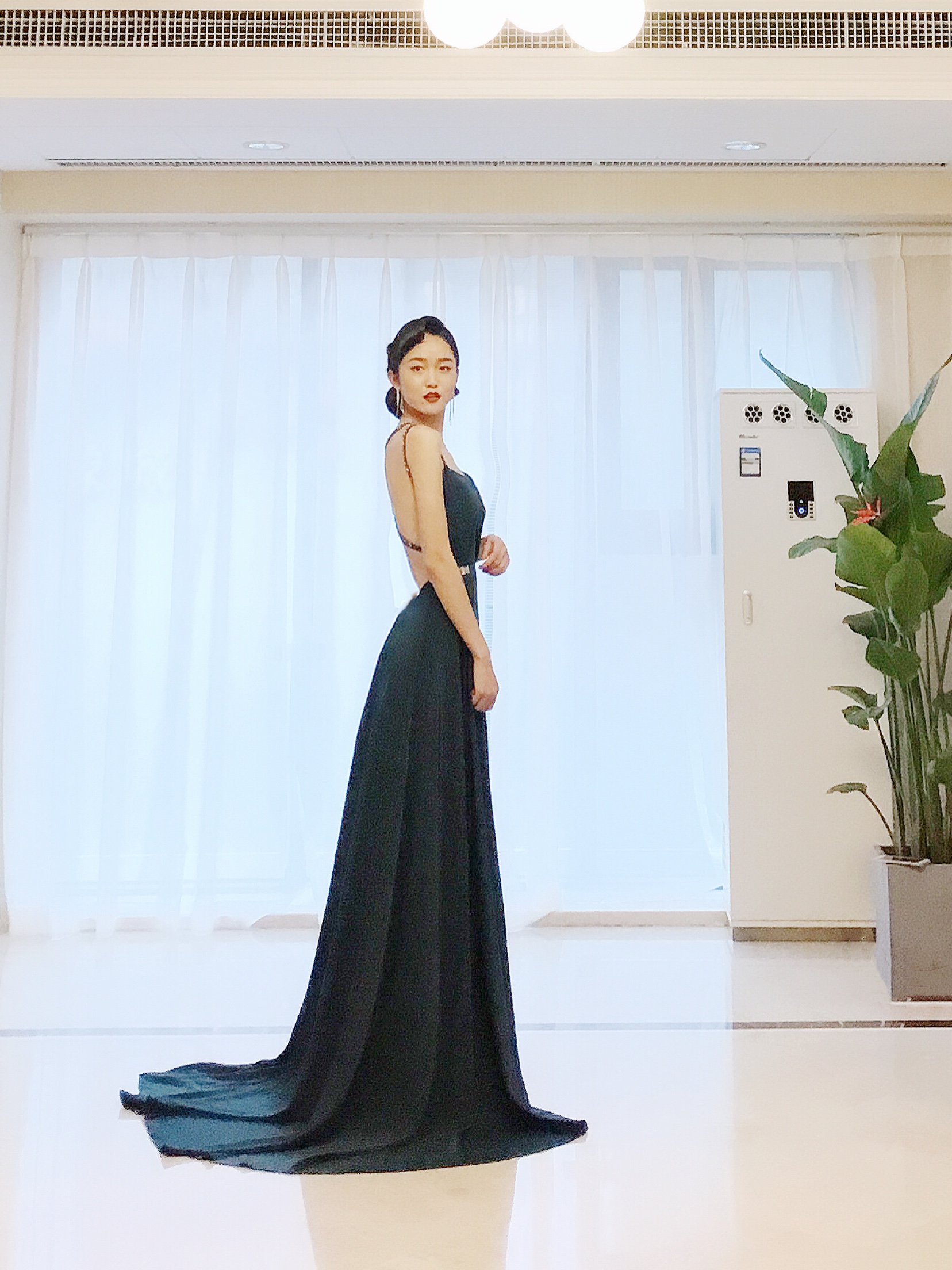 SHINEBRIDAL婚纱礼服