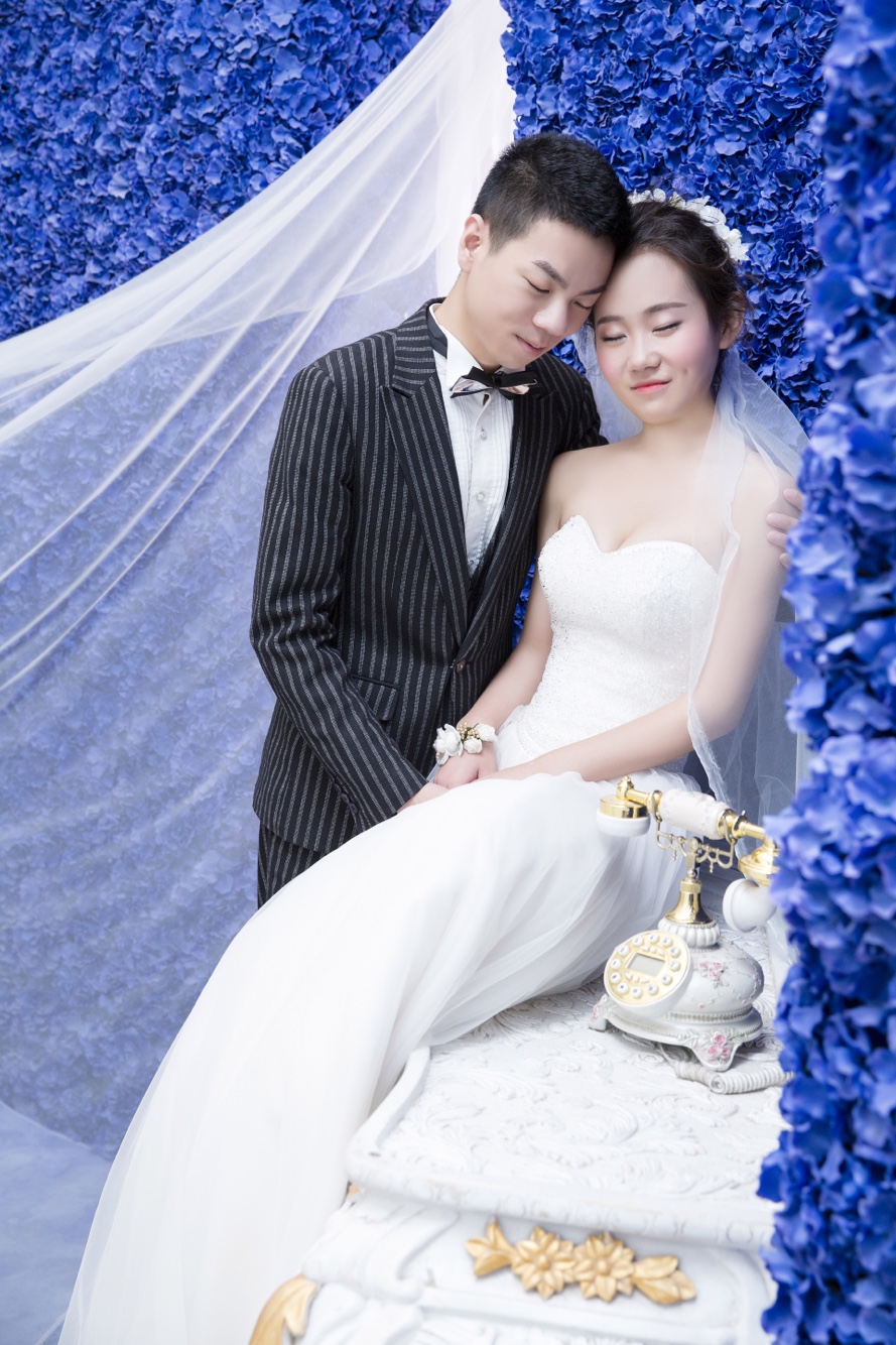 婚礼倒计时十天，终于从校服走到婚纱