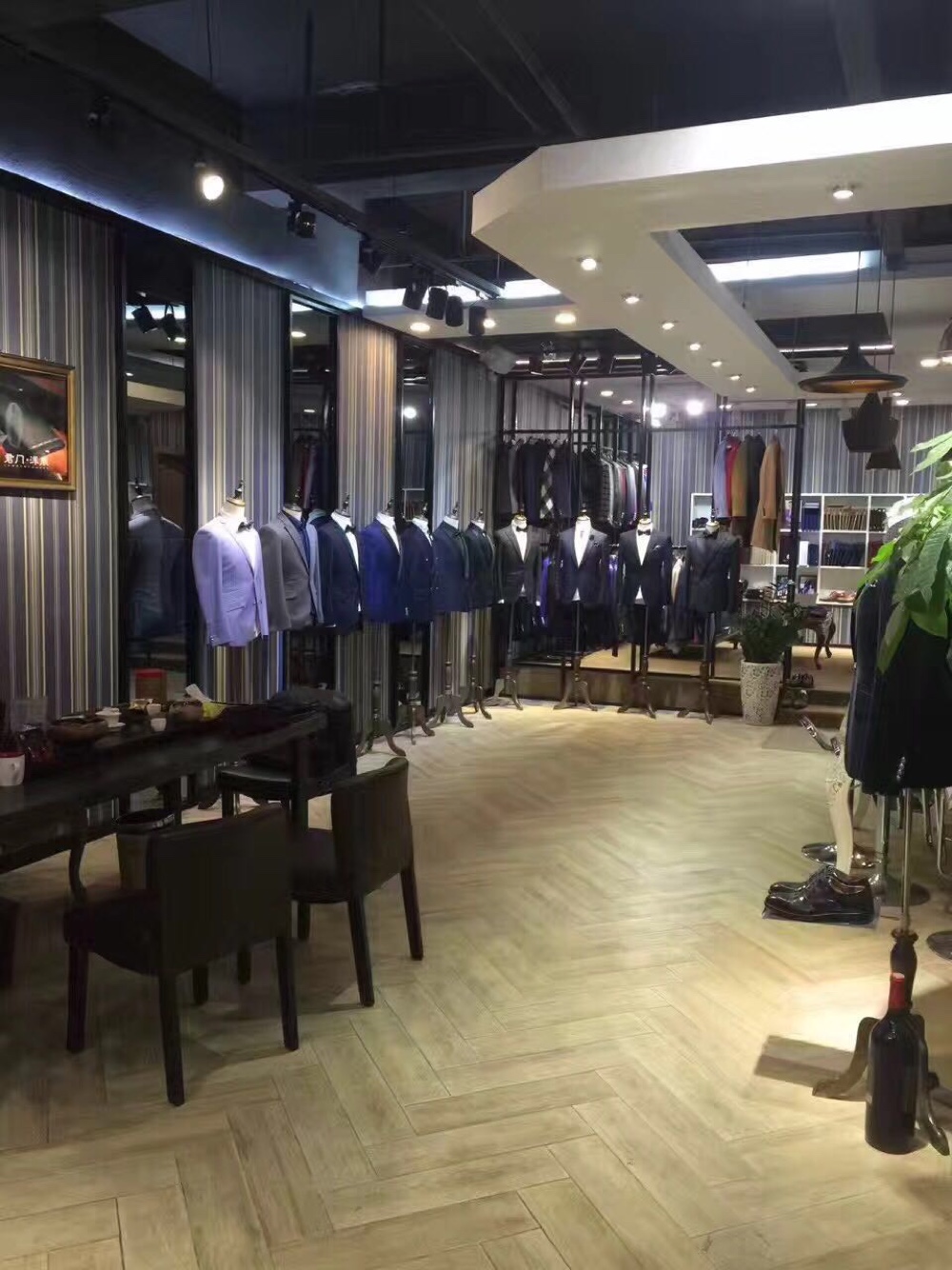 君门西服定制
