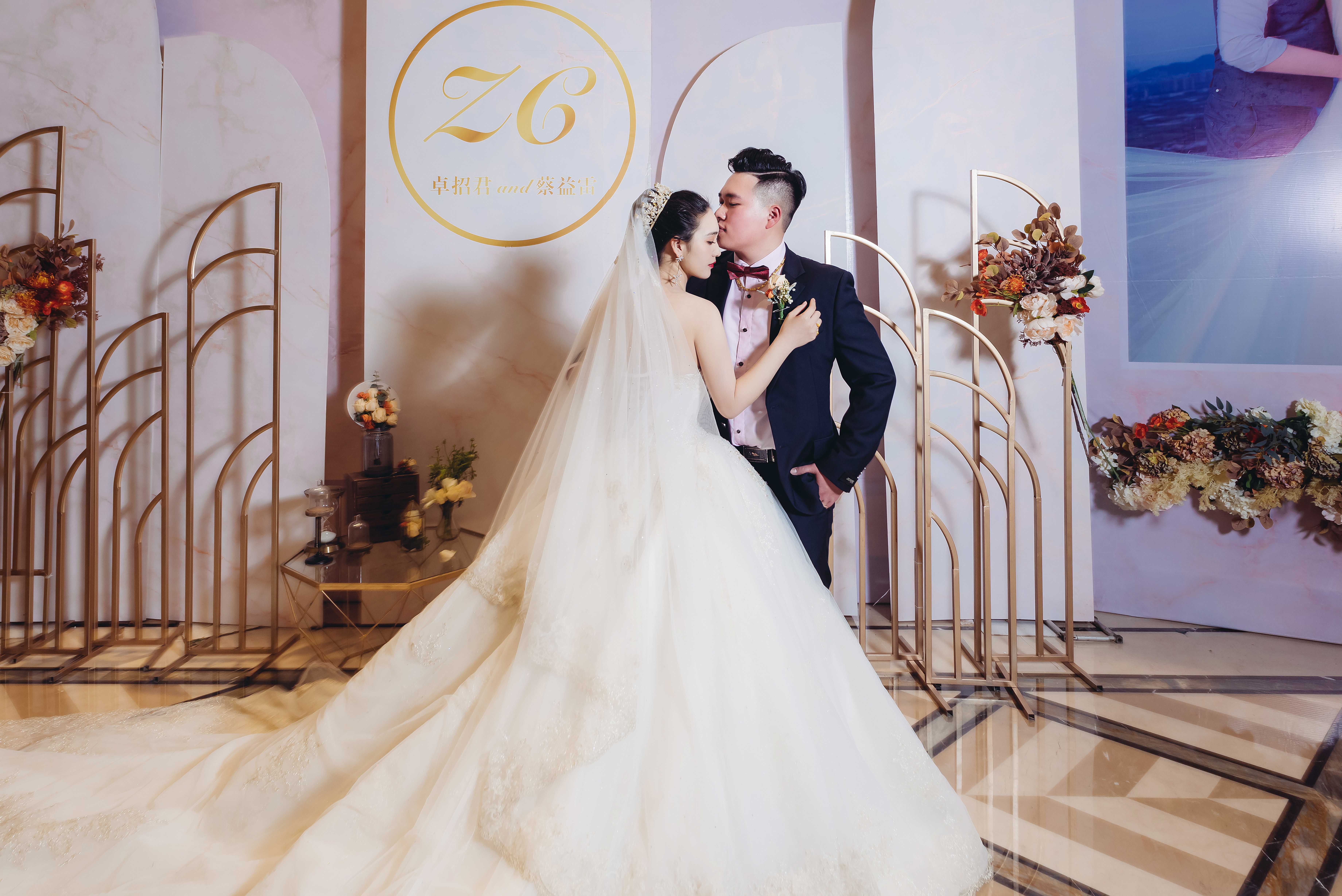 分享下婚礼，记录我的幸福（婚纱礼服部分）