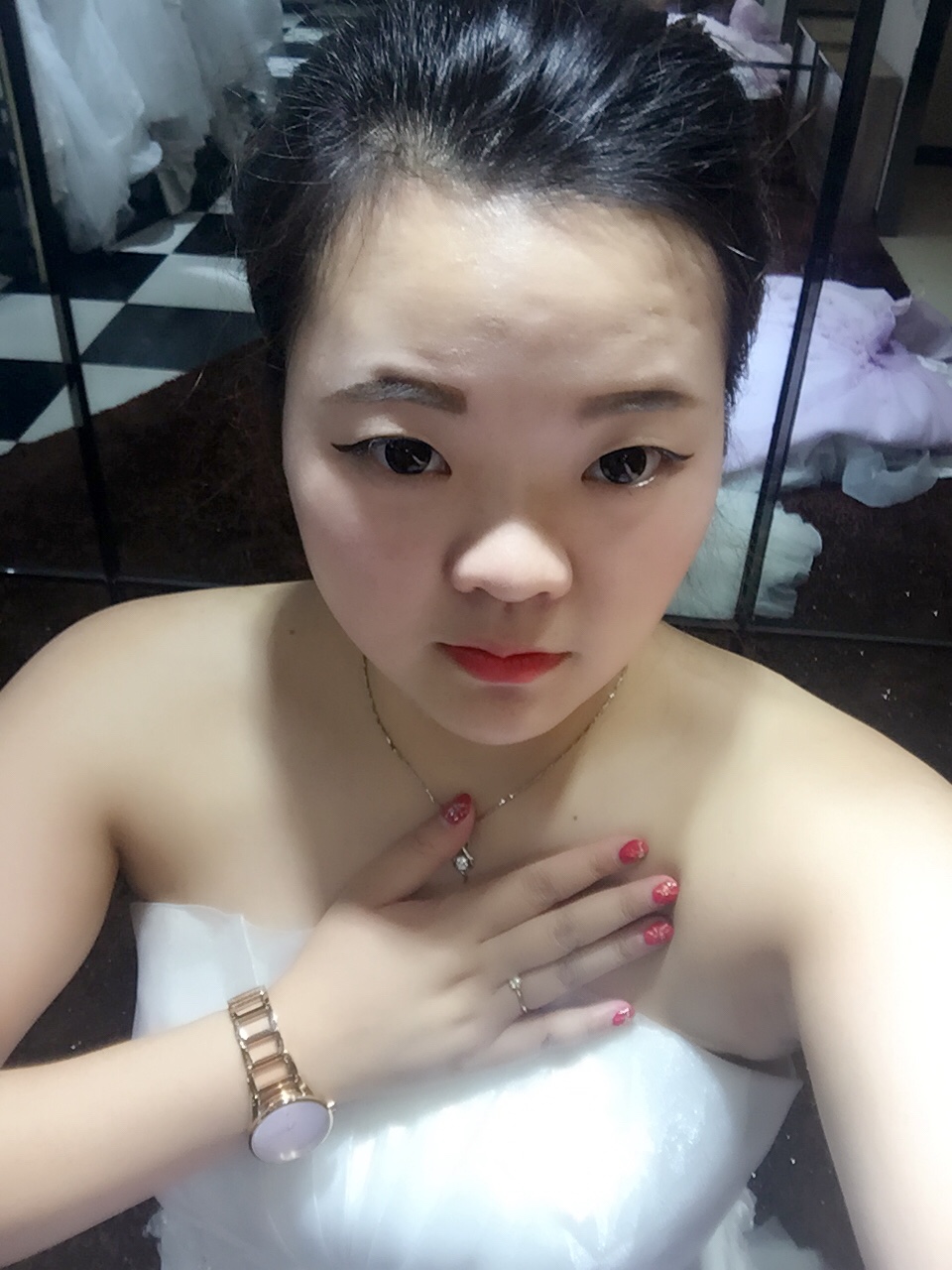 怕婚纱照太麻烦了