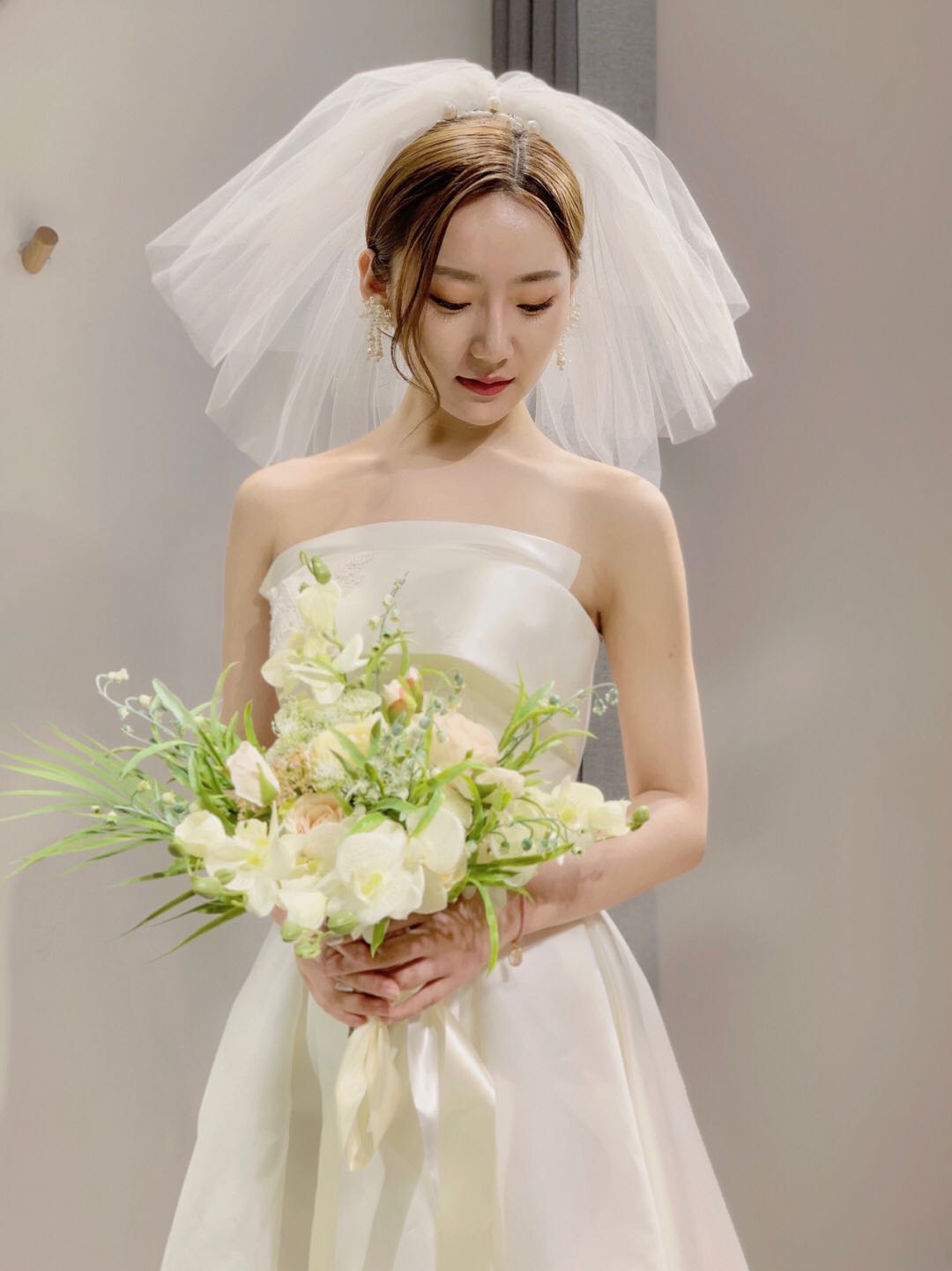 婚礼倒计时8天💒有老妈参考的妆容还是很可的！