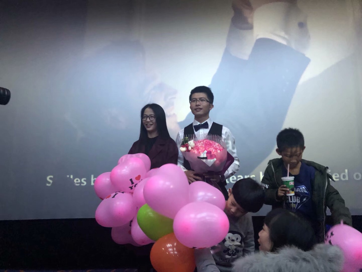 老公的影院求婚，为我留下了深刻又感动的回忆。
