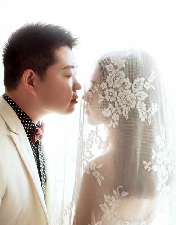 婚纱照拍成这样 真的让太让人心醉！