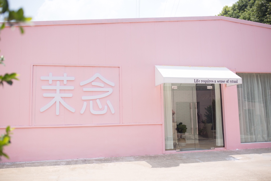 谁说黑纱不吉利？个性黑纱&性感鱼尾才是我婚礼上的杀手锏