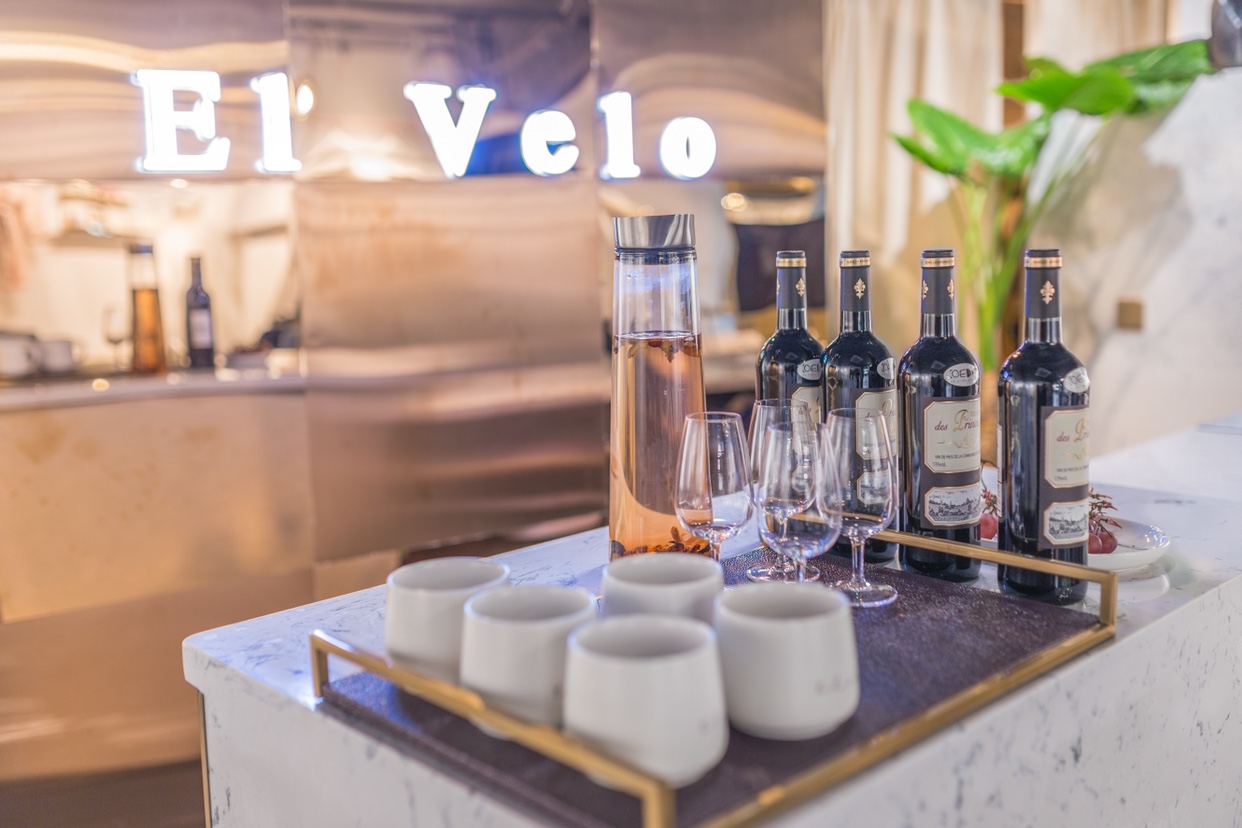 El velo亦微婚纱