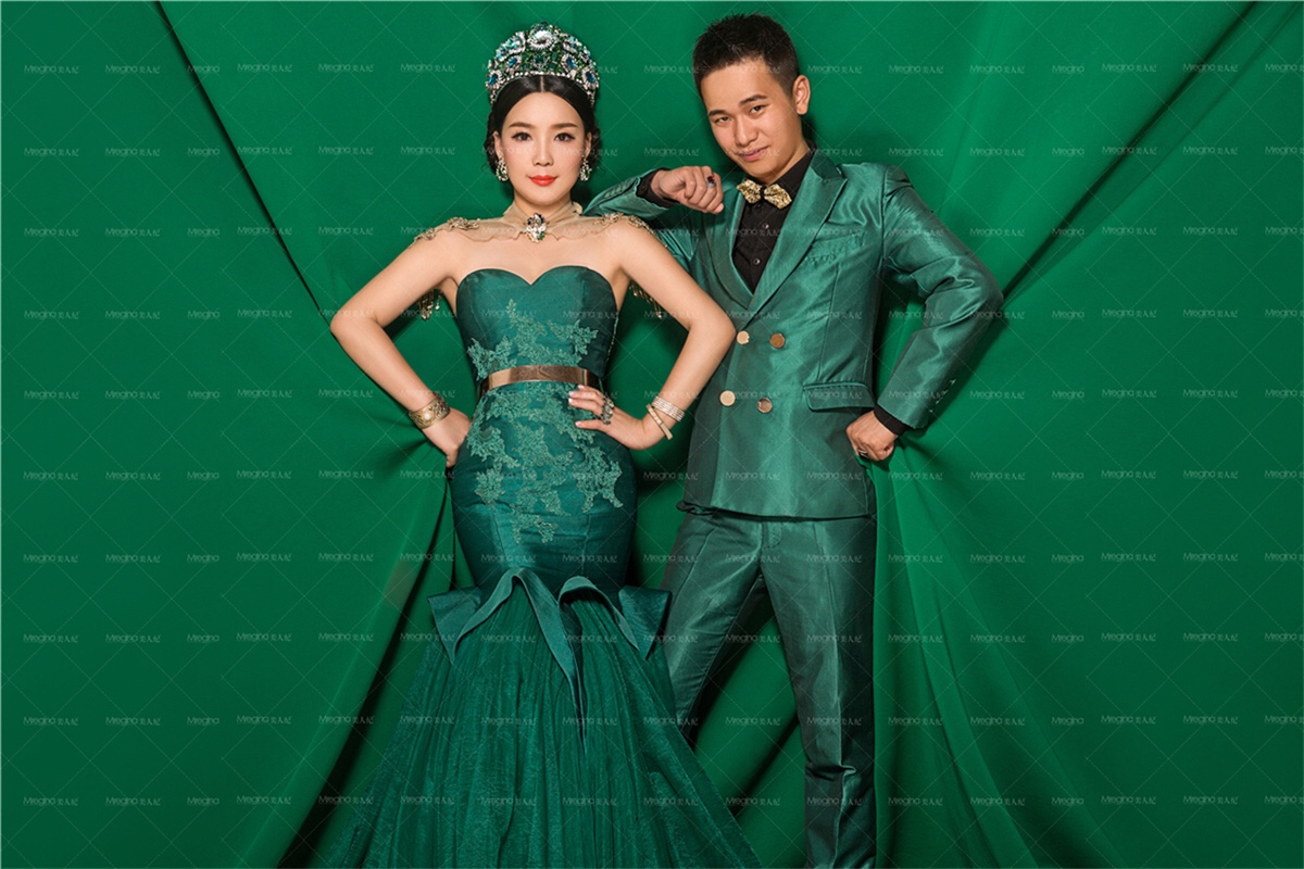 婚纱拍完啦 只可惜精修的太少了 总是看别人的美美的