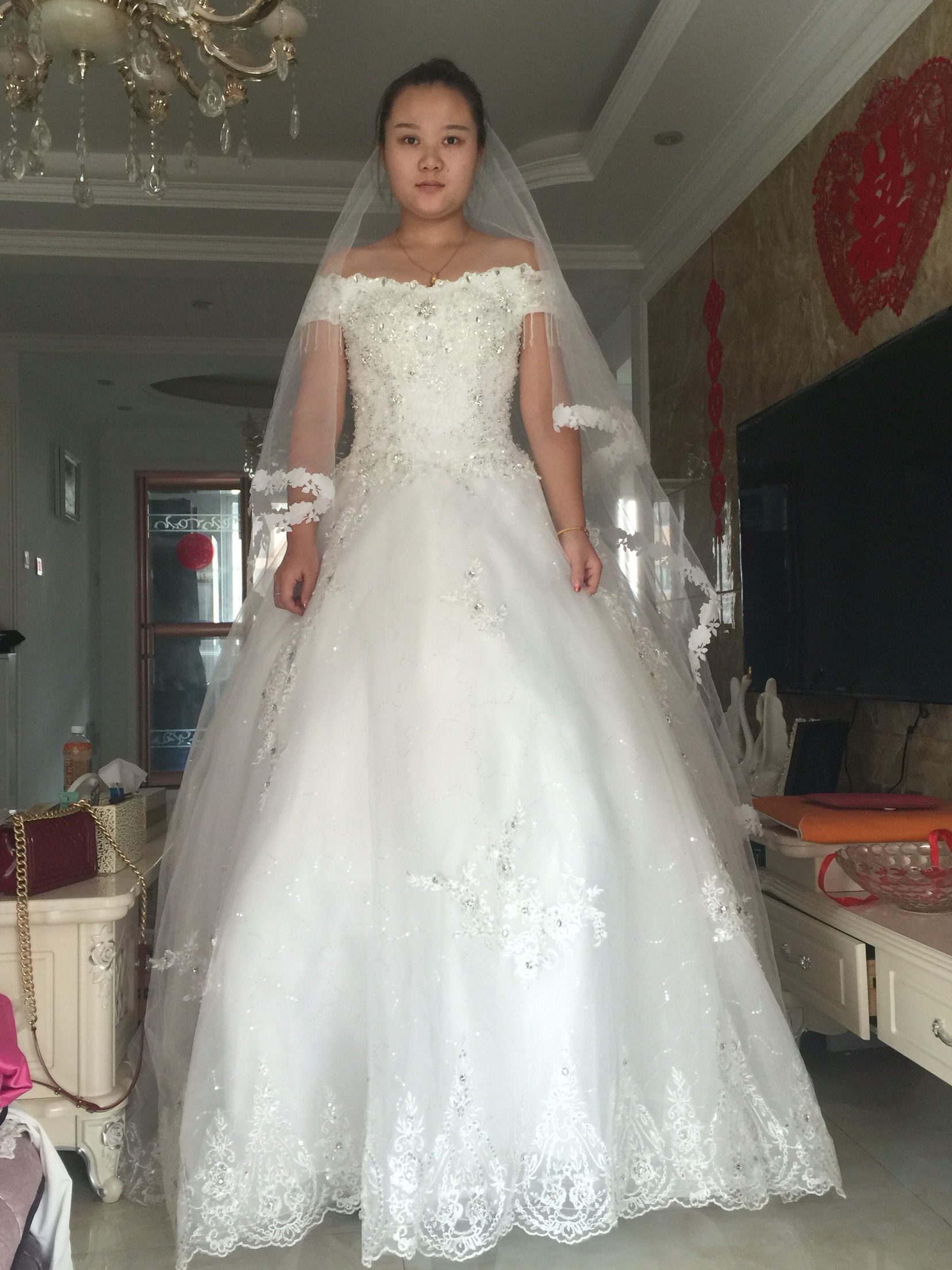 婚纱敬酒服