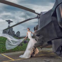 “空姐 空少”在机场拍的婚纱照……给我一个完美的?梦