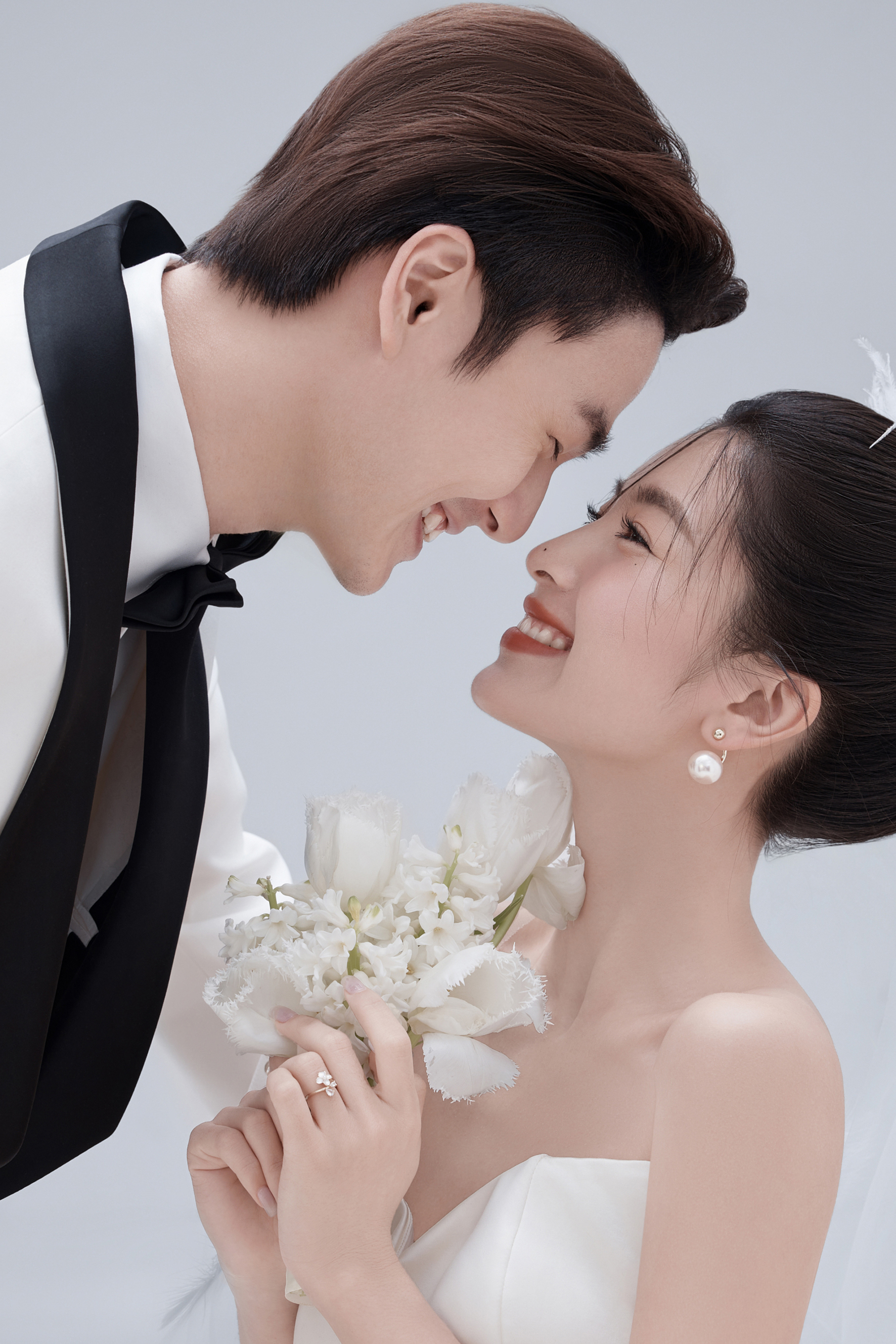 高品质轻婚纱+底片全送+一价全包