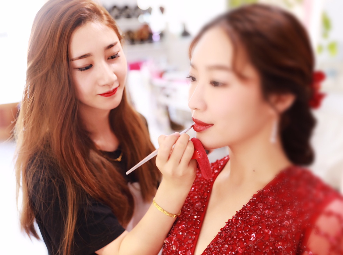 YIRAN艺然·美妆
