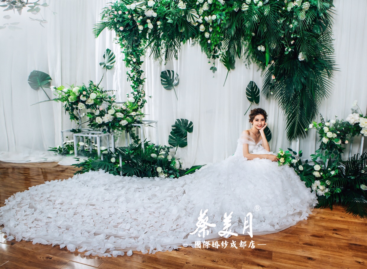 成都婚纱租赁性价比高的商家有哪些