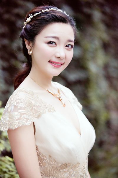 达人小一告诉你婚礼跟妆怎么选