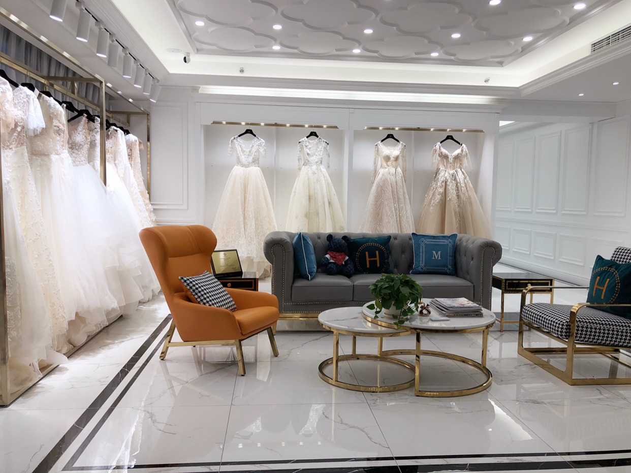 LaReine婚纱礼服高级定制