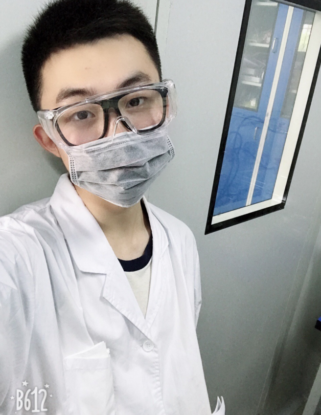 男友把我迷得不要不要，闺蜜却说我男友长得丑