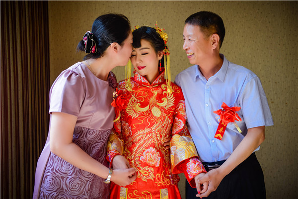 結(jié)婚禮服需要幾套 新娘必備禮服有哪些