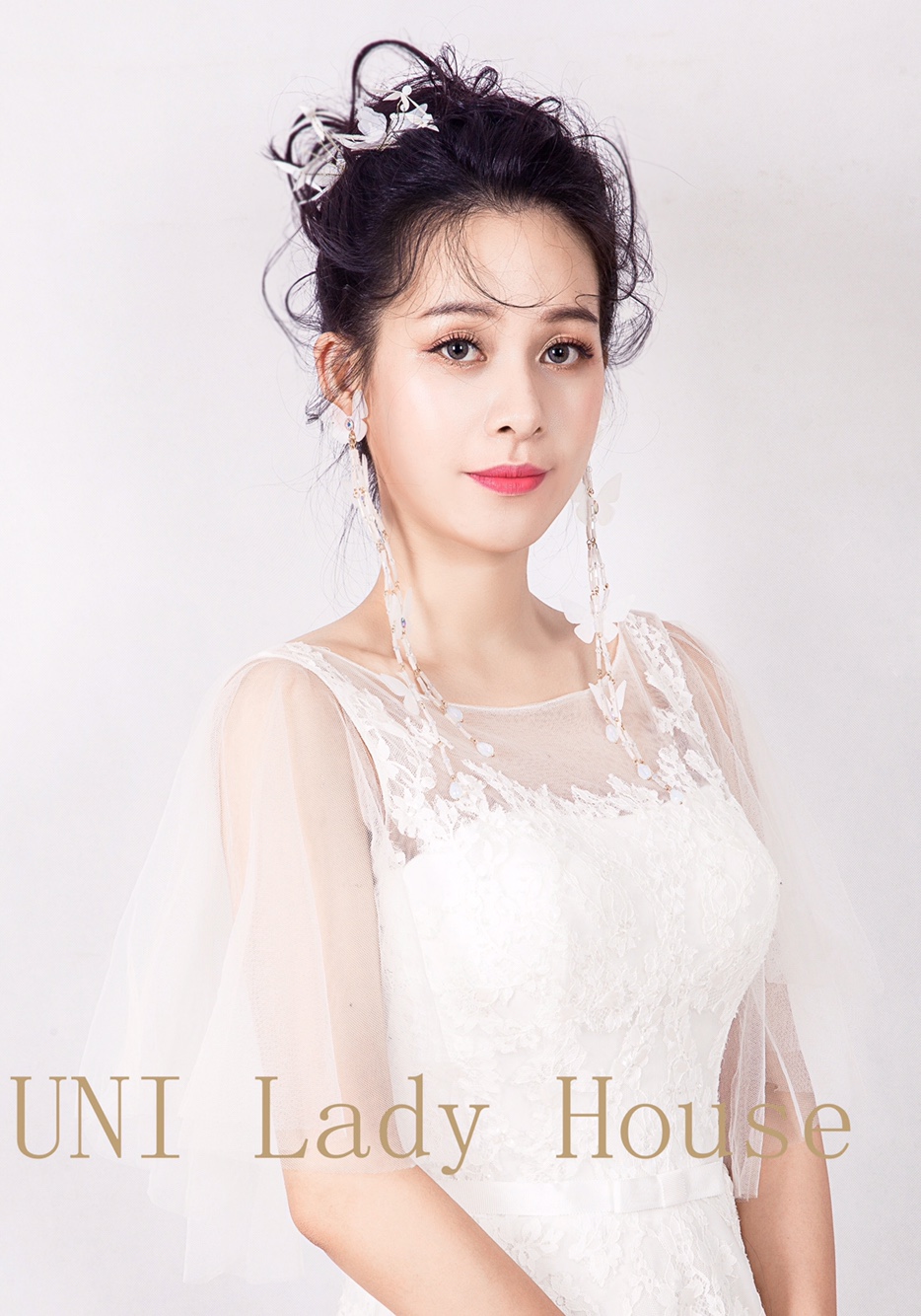 U NI · MAKE UP