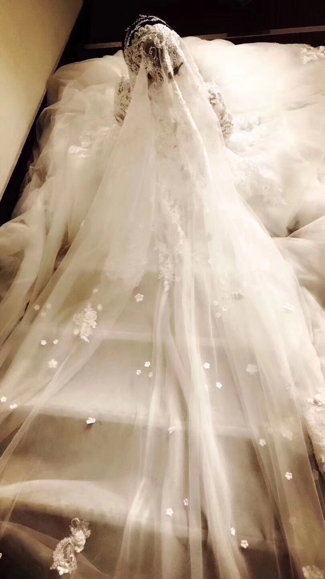 绘媛礼服造型
