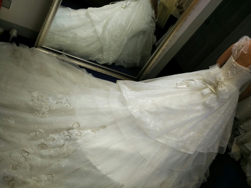 婚纱礼服在上海2000多搞定了