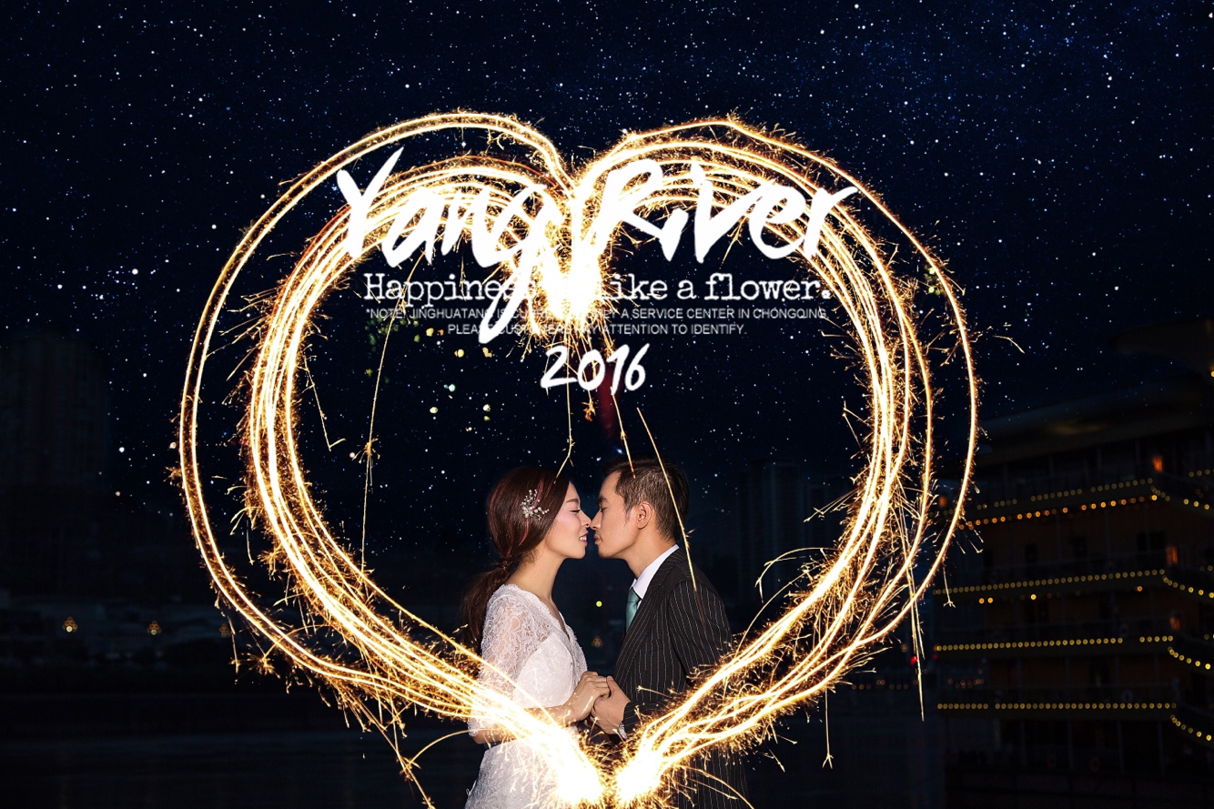 顶着大太阳拍的婚纱照，他们说我老公拍的像曹格=-=