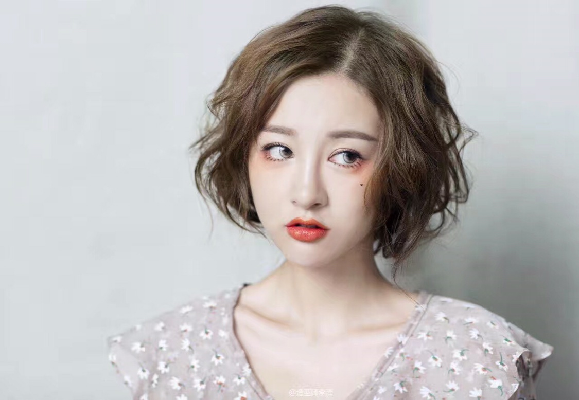 Yun.云   新娘造型 婚纱礼服
