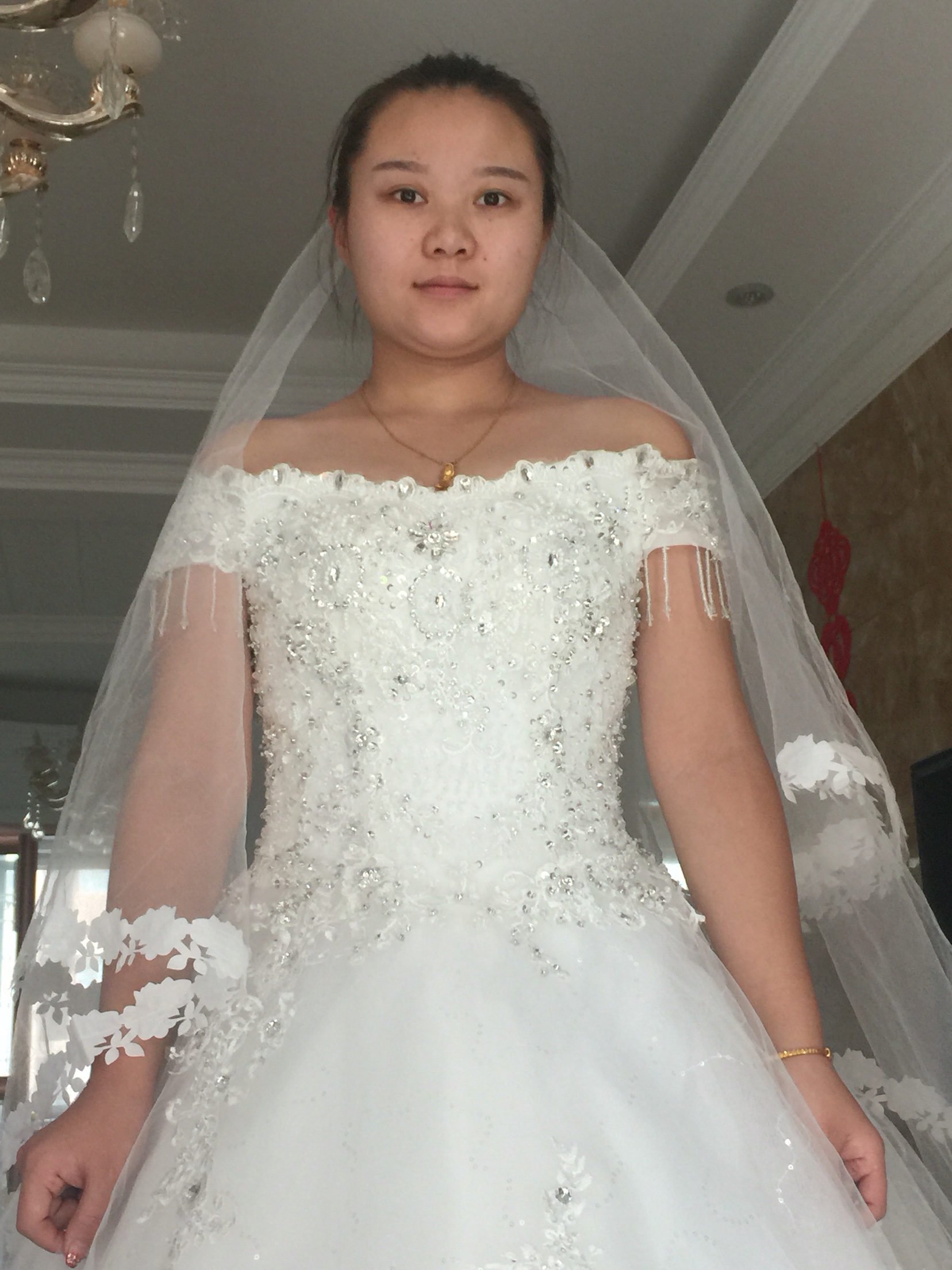 婚纱敬酒服