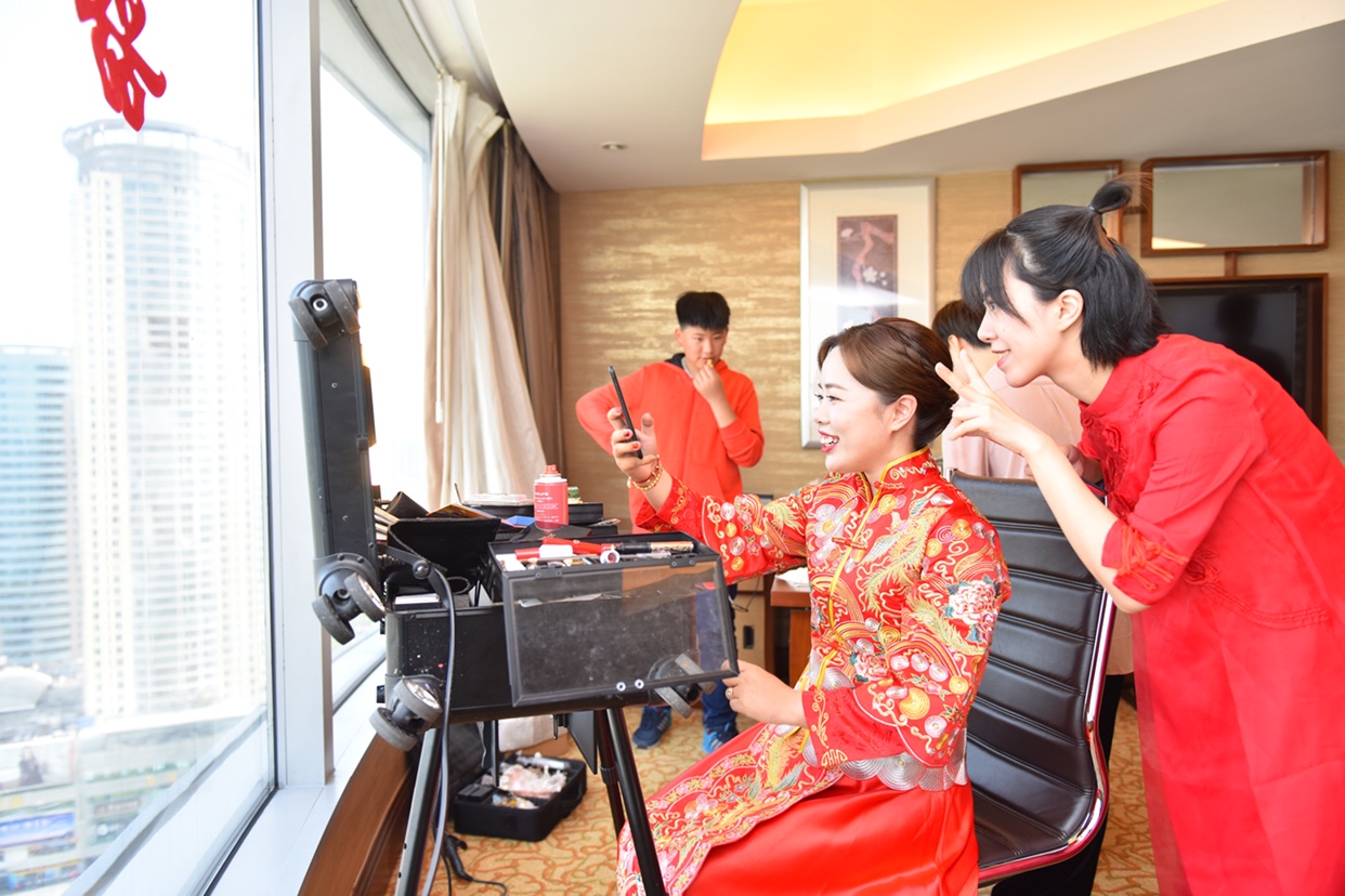 6款秀禾前后对比 中式这么选显瘦不踩雷！