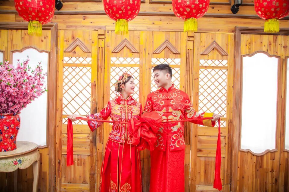 婚照出来两个月了
