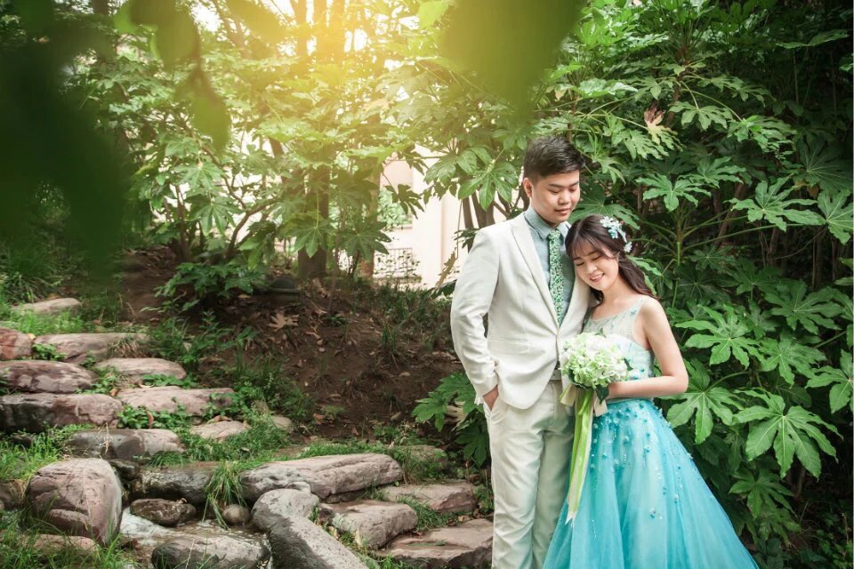 婚照出来两个月了
