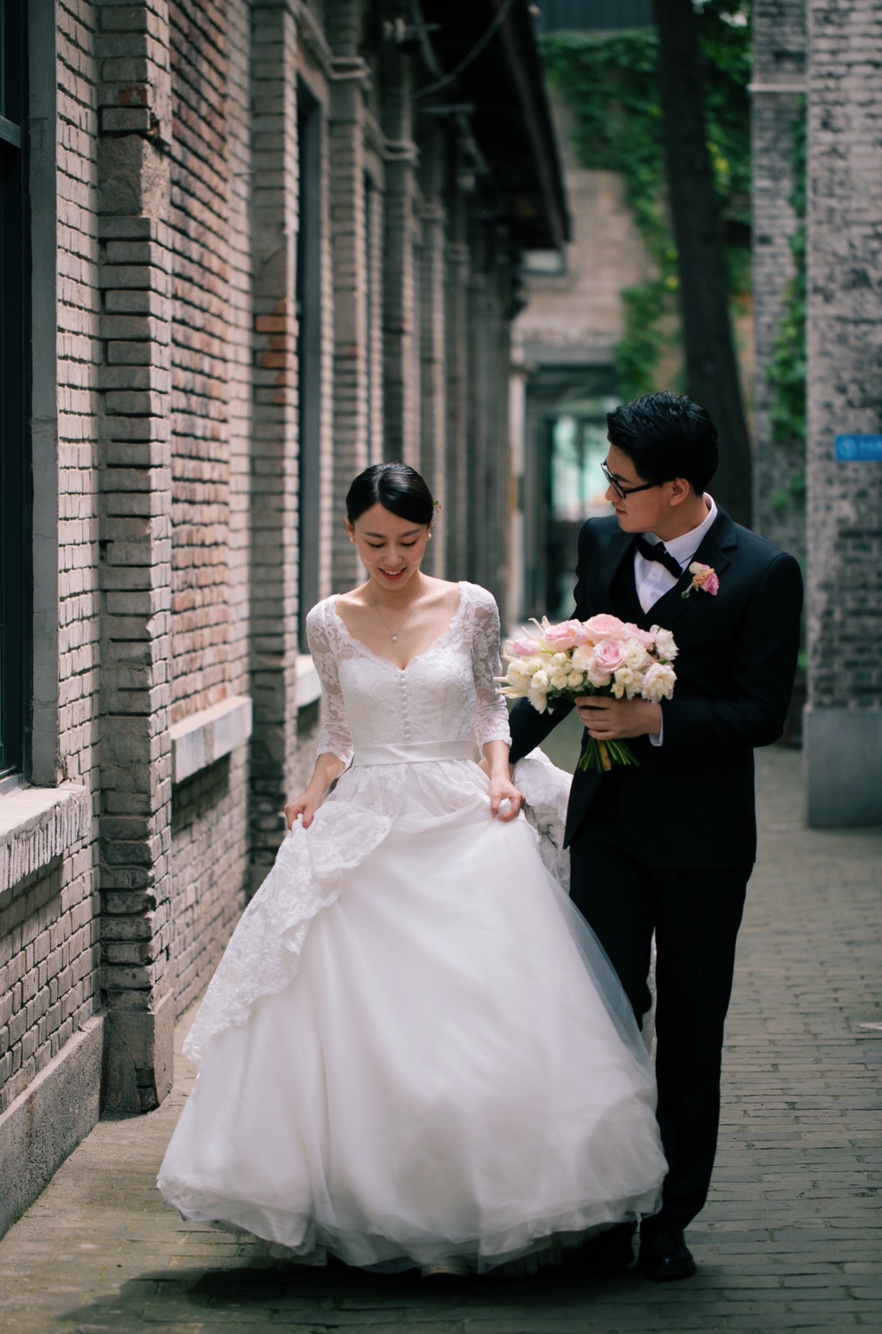 敬酒服如何日常又百搭？这份清单得收藏