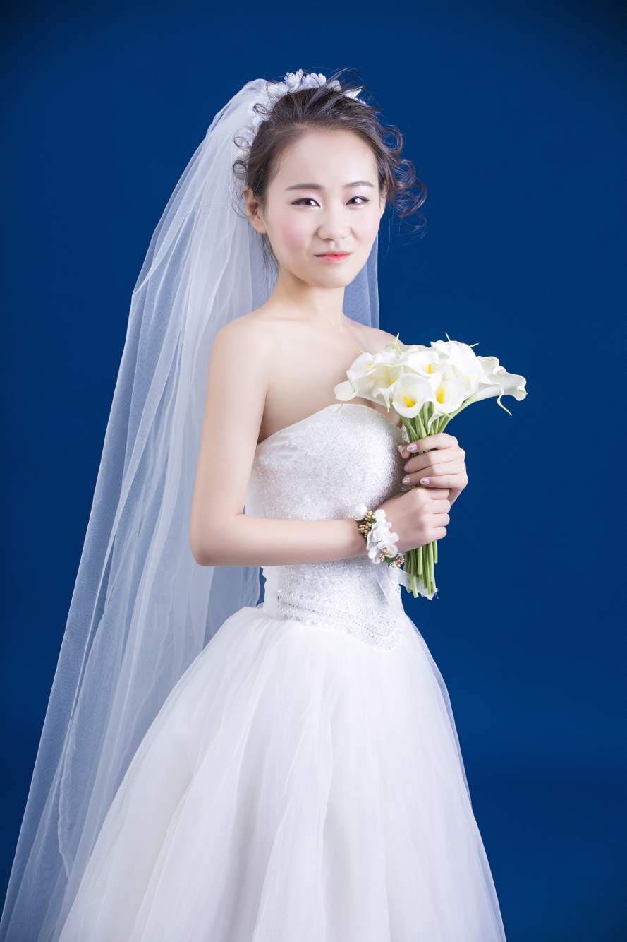 婚礼倒计时十天，终于从校服走到婚纱