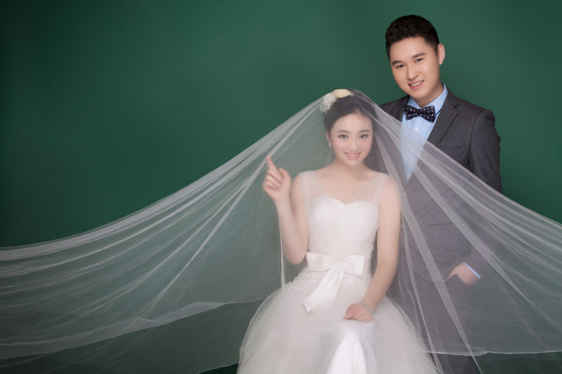 冬季拍的婚纱照照样美美哒！