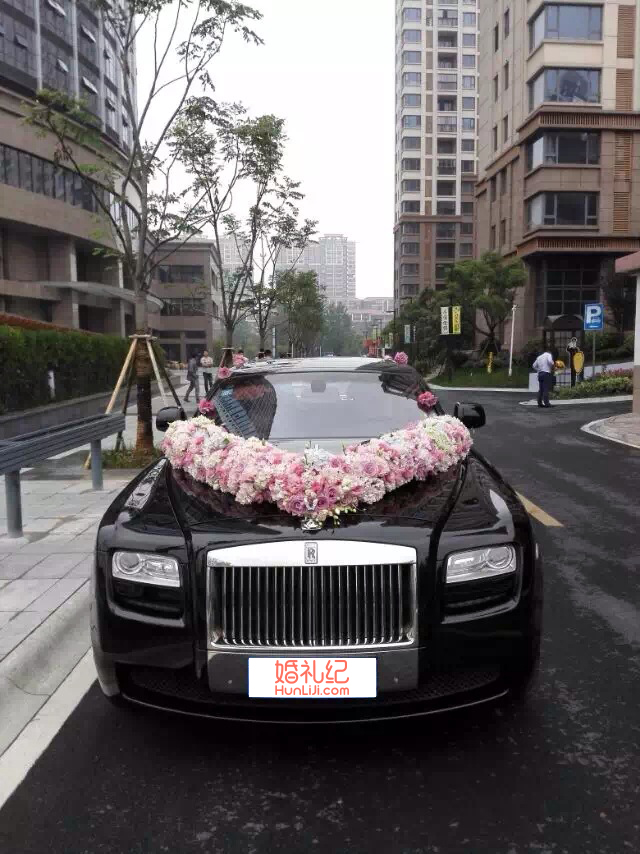 【豪华婚车装饰】