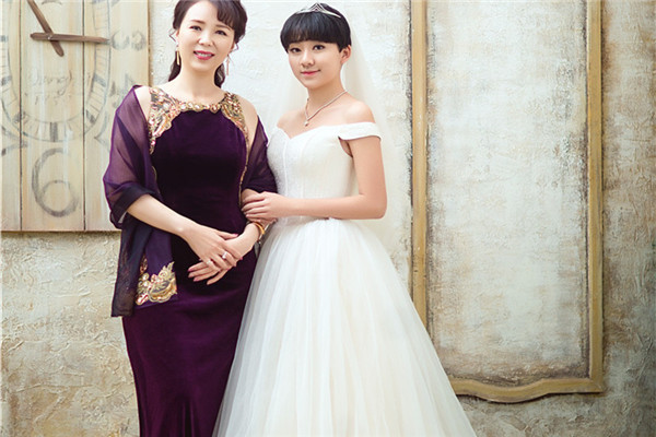 婚宴媽媽裝和婆婆裝春裝推薦(多圖，最新更新)