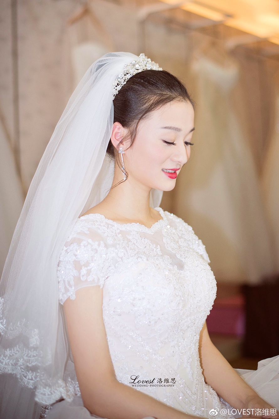 YanziMakeup新娘造型馆