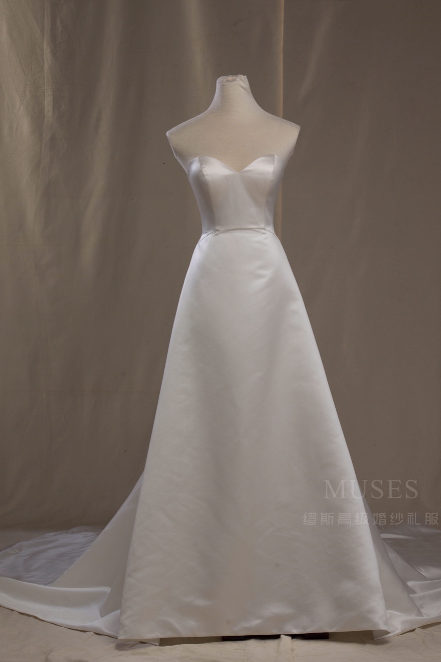 MUSE高级婚纱礼服