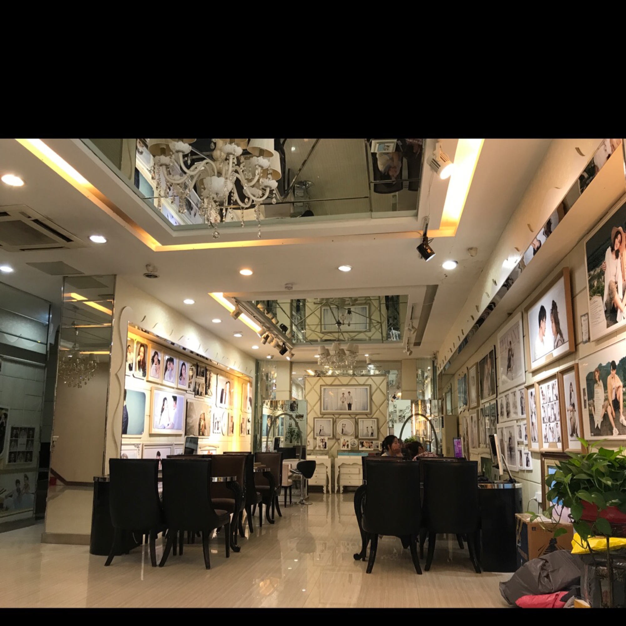 都市风情摄影会所
