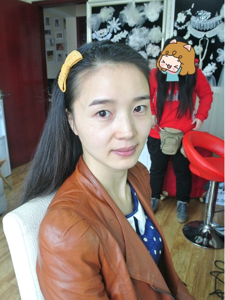 没想到试纱试妆竟然美过戚薇