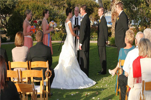 婚礼工作人员有哪些 婚庆服务人员具体职责