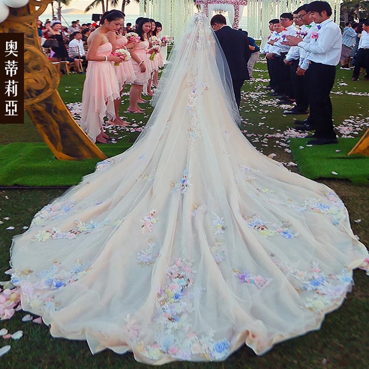想买婚纱的姐妹们一定要看，这辈子入过最大的坑
