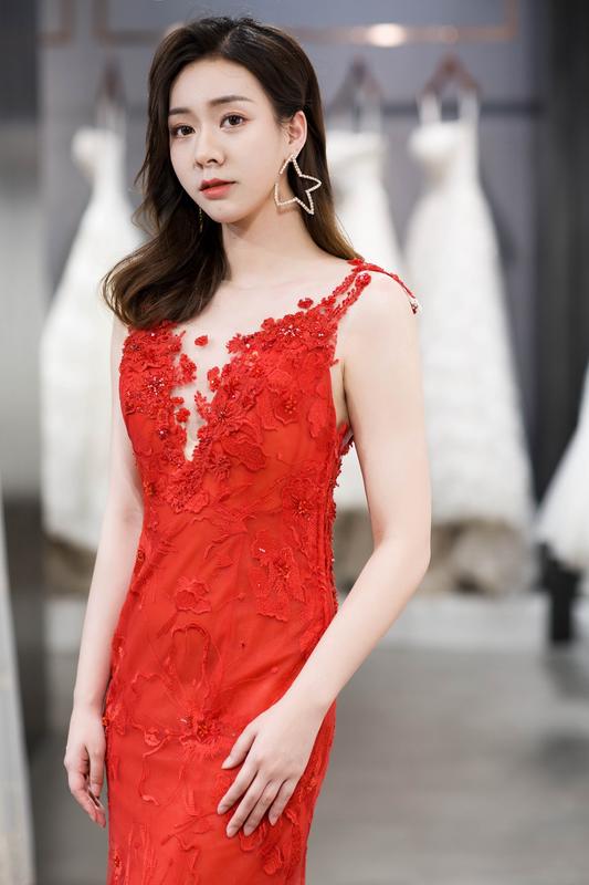 鱼尾婚纱真的太适合骨架小的新娘